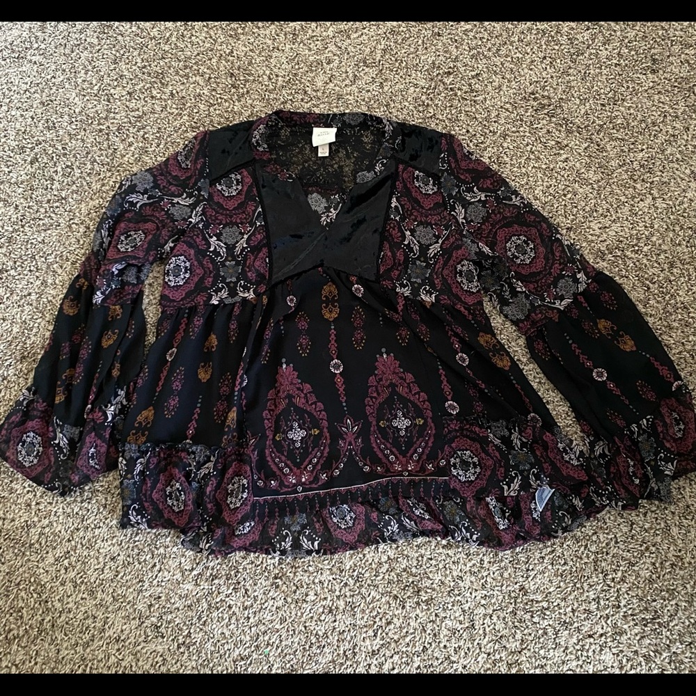 Floral Knox Rose Blouse With Lace and Velvet details